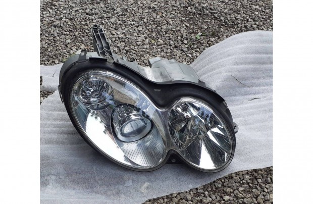 Mercedes CLK II W209 jobb első xenon lámpa fényszóró