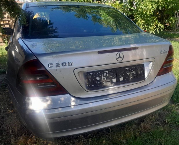 Mercedes C 200 CDi (220 CDi) alkatrésznek eladó. W203