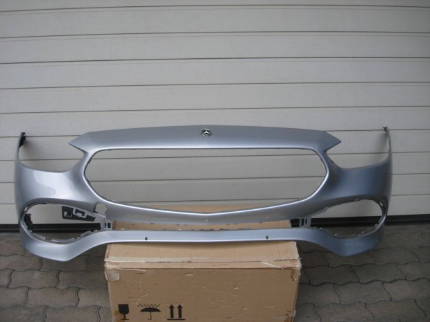 Mercedes C-Classe W206 radaros első lökhárító A2068853105 2022-től