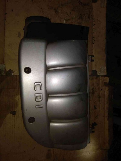 Mercedes C W203 Motor Fedél