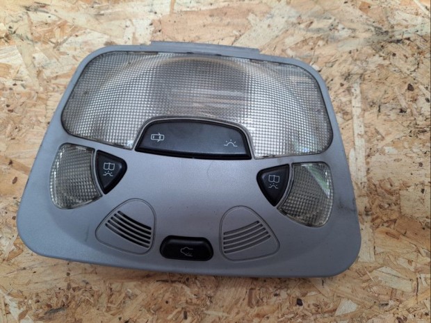 Mercedes C W203 (2000-2007) Belt�r Vil�g�t�s