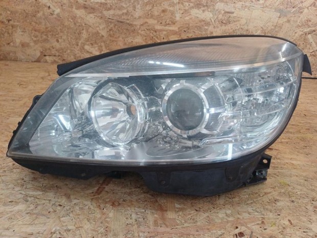 Mercedes C W204 (2007-2011) Bal Els� L�mpa