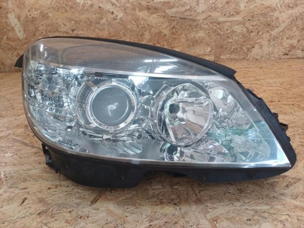 Mercedes C W204 (2007-2011) Jobb Első Lámpa