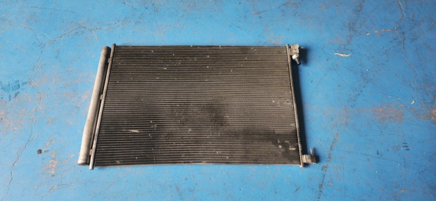 Mercedes C (W205), E (W213), GLC (X253) klmaht / kondenztor -