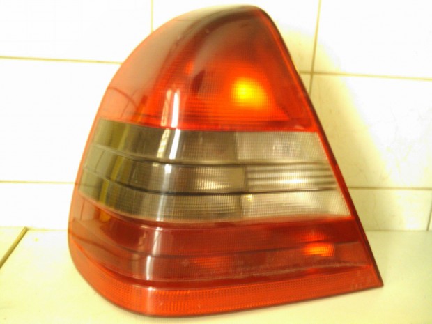 Mercedes C h�ts�l�mpa bal (4) 1993 -> 1997