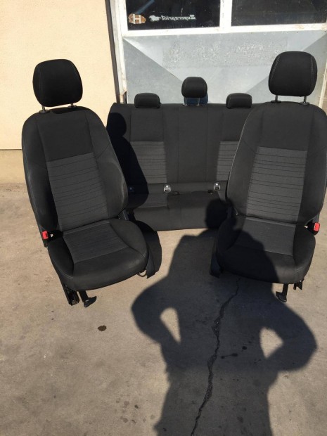Mercedes C osztály W205 ülés szett
