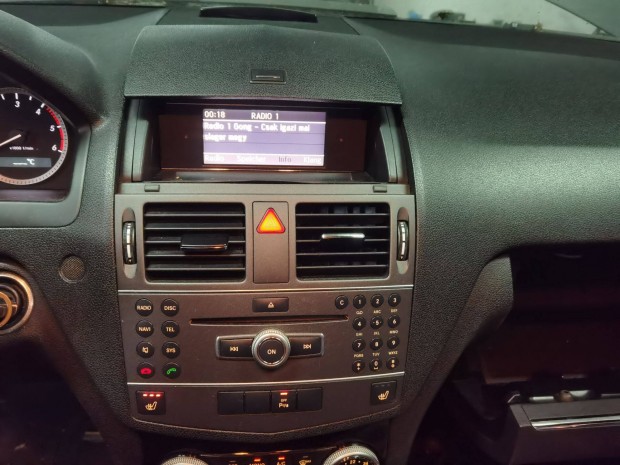 Mercedes C w204 APS50 Navig�ci� komplett szett Gy�ri DVD w204 Bont�s!