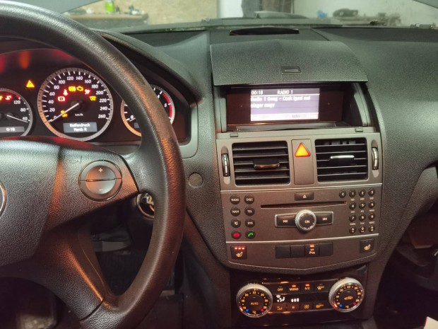 Mercedes C w204 APS50 Navigci komplett szett Gyri DVD w204 Bonts!