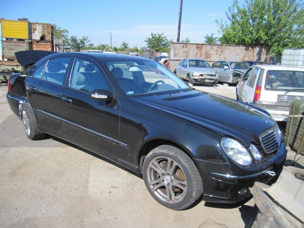 Mercedes E211 hasznlt alkatrszek