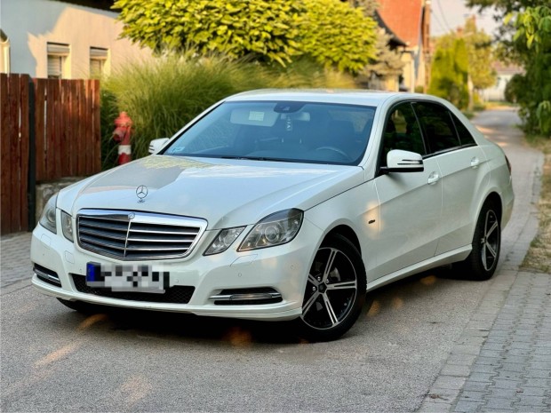 Mercedes E230 kis hibval ron Alul Srgsen 