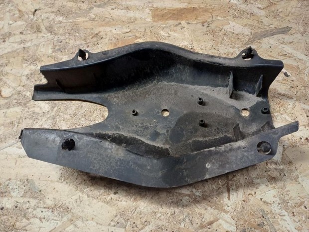 Mercedes E Class W212 (2009-2016) Bal H�ts� Leng�kar Burkolat