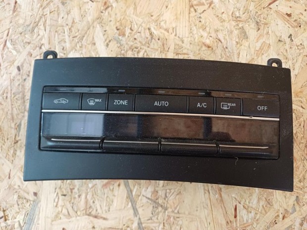 Mercedes E Class W212 (2009-2016) F�t�s Kapcsol�