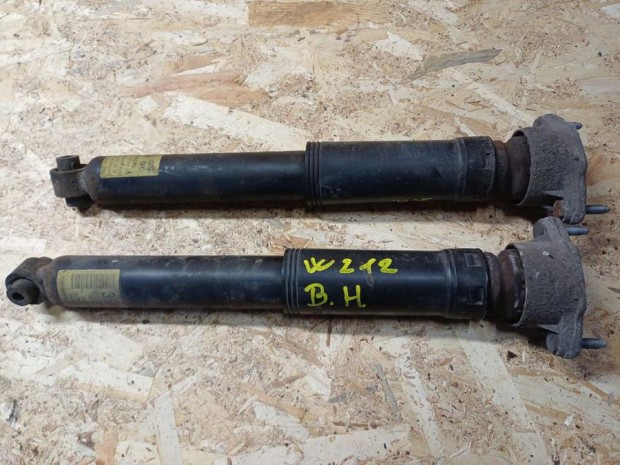 Mercedes E Class W212 (2009-2016) H�ts� Leng�scsillap�t� P�r