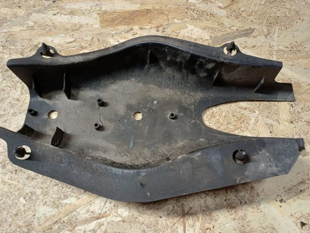 Mercedes E Class W212 (2009-2016) Jobb H�ts� Leng�kar Burkolat