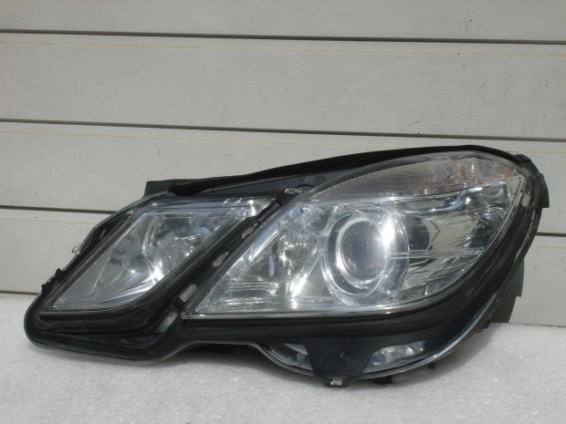 Mercedes E-Classe W212 Bal Xenon Fényszóró A2128205761 2009-től