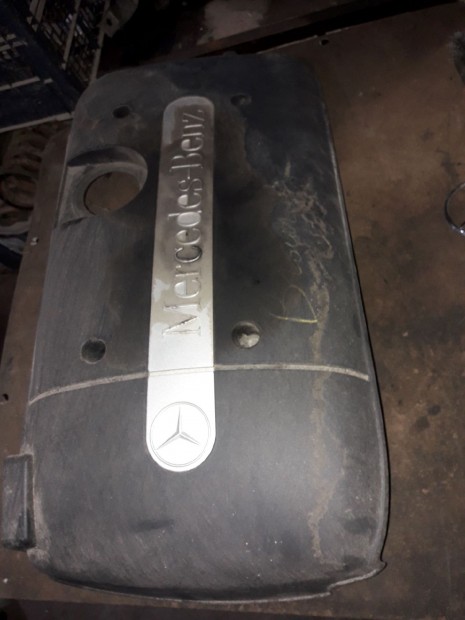 Mercedes E W210 Motor Fedél