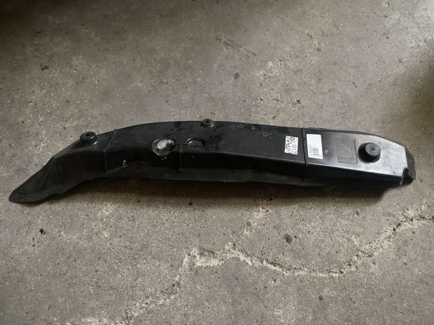 Mercedes E-class W213 bal els� sz�rnytar elad�