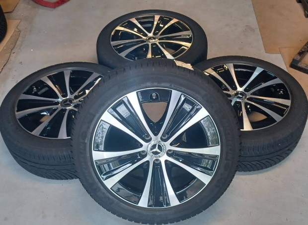 Mercedes E klasse W213 5x112 8x18 245/45 R18 téli gumikkal 4db