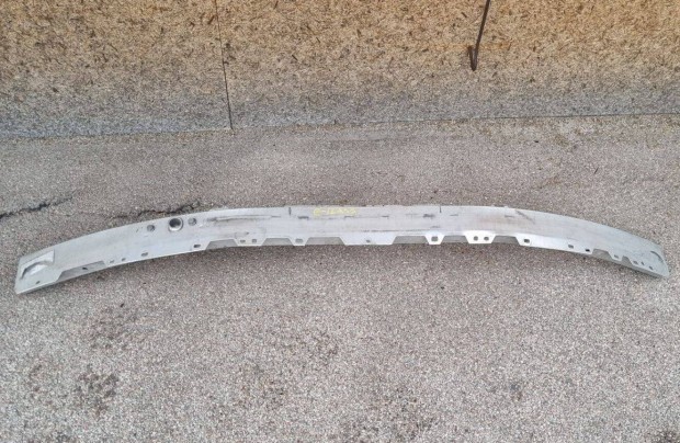 Mercedes E-osztly W213 Els kereszttart A2136200130