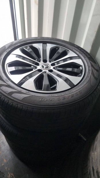 Mercedes GLC GLB Gle 5x112 R18 gy�ri alufelni gumi Tpms garnit�ra