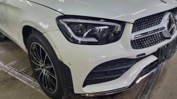 Mercedes GLC Jobb Első Sárvédő bontott
