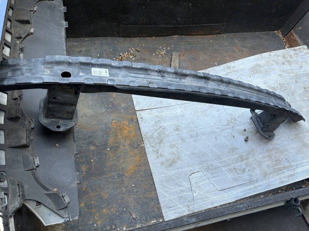 Mercedes GLC h�ts� l�kh�rit� merevit�