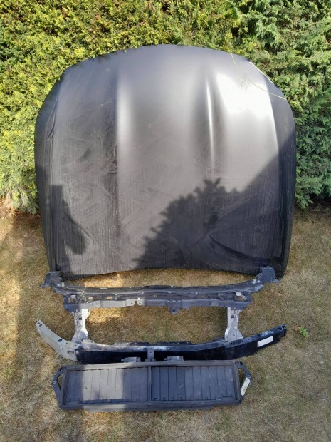 Mercedes GT AMG eleje motorhztet zrhd merevt srlt