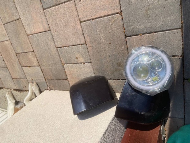 Mercedes G l�kh�r�t� l�mp�k eladok