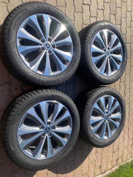 Mercedes Gle felni tligumival
