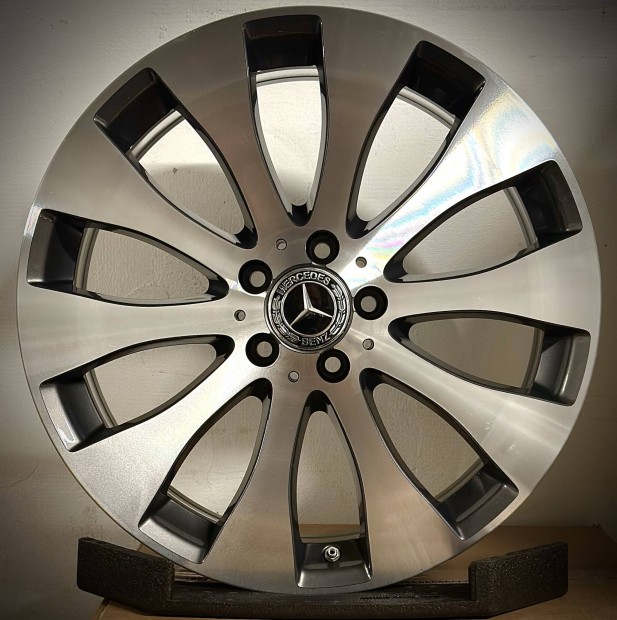 Mercedes Gyári 19zoll 5x112 alufelnik 4 db