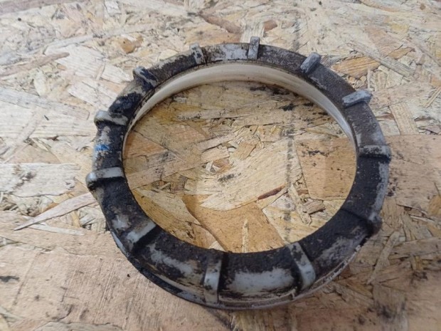 Mercedes ML W163 (1998-2005) �zemanyagszint Jelad� Lefogat�