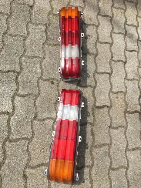 Mercedes Mercedes-Benz W123 gy�ri h�ts� l�mpa