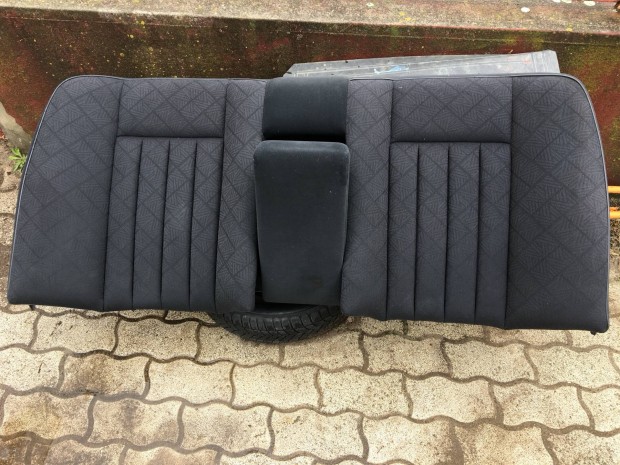Mercedes Mercedes-Benz W124 gyári hátsó ülés háttámla