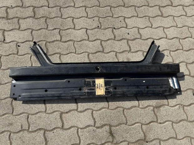 Mercedes Mercedes-Benz W124 gyári új javító elem hátfal