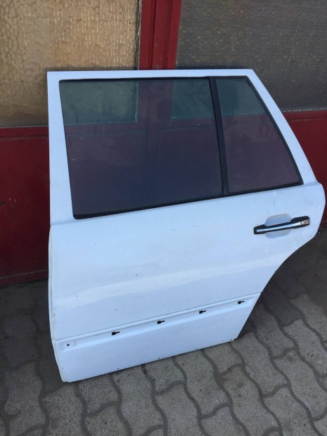 Mercedes Mercedes-Benz W124 kombi gyri bal hts ajt