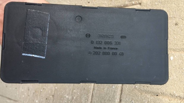 Mercedes Mercedes-Benz W202 gyri kzponti vkumpumpa vezrl