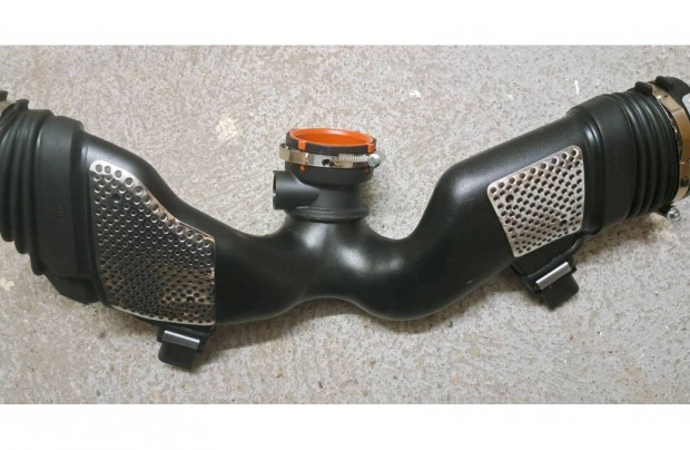 Mercedes OM642 W164 ML sz�v�cs� y cs� �k�rszarv l�gt�megm�r� turb�cs�