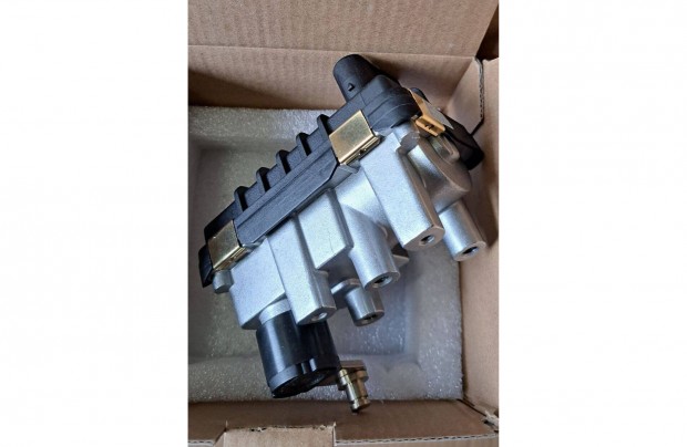 Mercedes OM642 W212 350CDI turbó elektronika turbóelektronika actuator