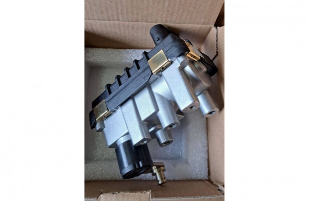 Mercedes OM642 W221 350CDI turbó elektronika turbóelektronika actuator