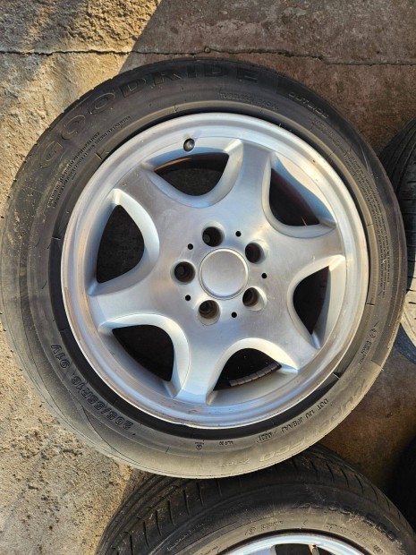 Mercedes SLK R16-os felnik