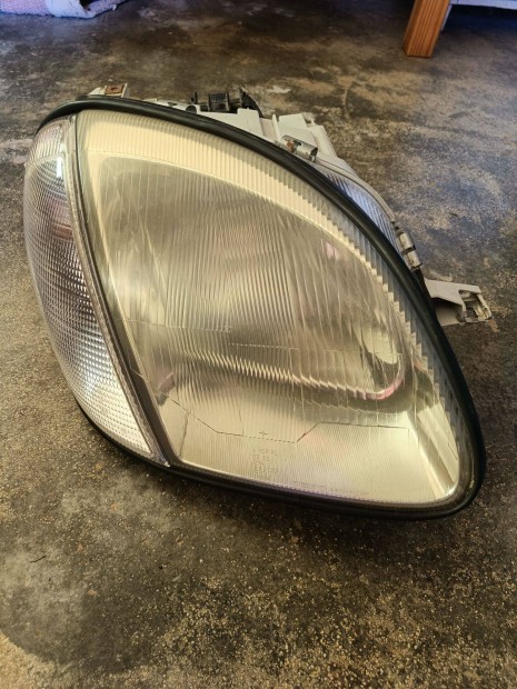 Mercedes SLK, R170 jobb els fnyszr