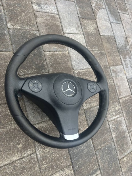 Mercedes SL R230 kormny