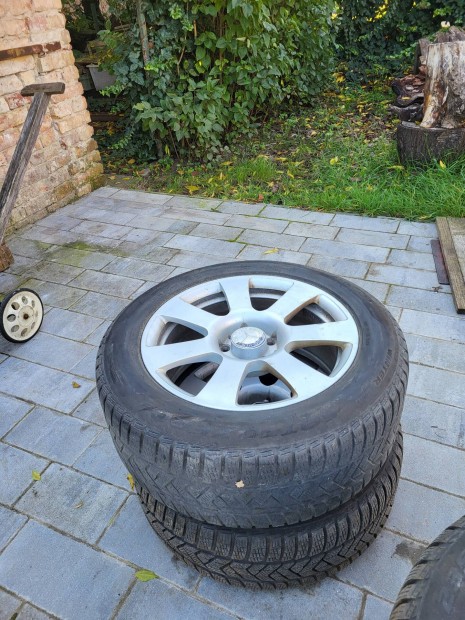 Mercedes S gyári alufelnijére szerelt téli gumik szettben eladó.