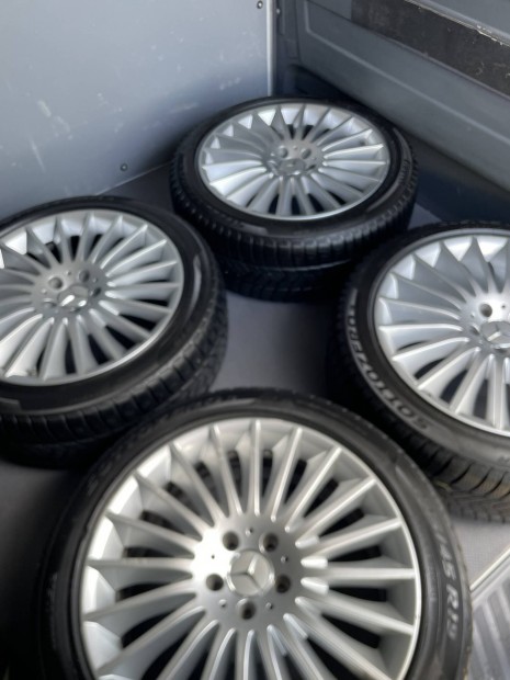Mercedes S téli Pirelli 245 45 19