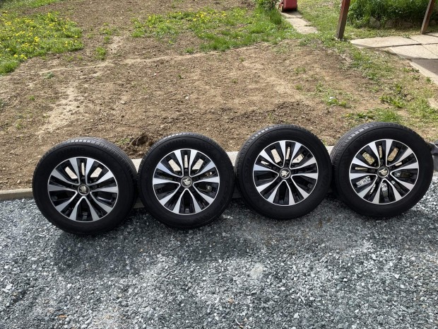 Mercedes Skoda VW Volkswagen Audi gyári alufelni 5x112 205/60 R16 nyár