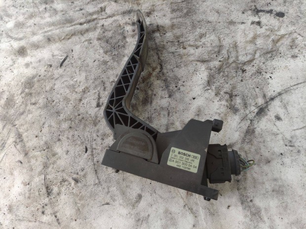 Mercedes Sprinter 2.2 CDI 2000-2006 elektromos g�zped�l