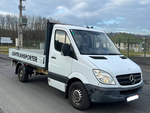 Mercedes Sprinter 311CDI 3,5m-Plat,Szervizknyv