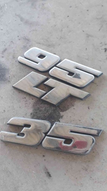 Mercedes Sprinter Felirat / Embl�ma