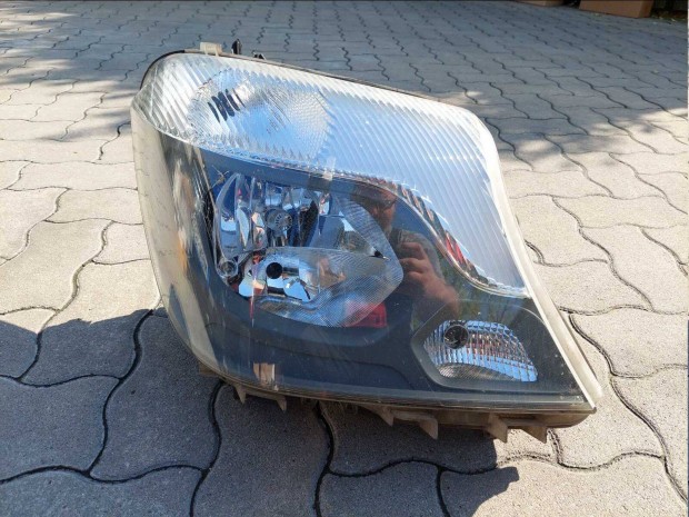 Mercedes Sprinter bal fnyszr elad. Cikkszm:A9068205700
