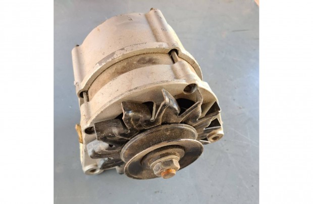 Mercedes T1 Genertor Feljitott
